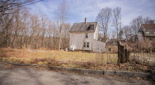 Photo of 66 Smith St, Bangor, ME 04401