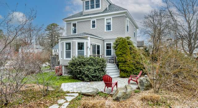 Photo of 41 Warren Ave, Cape Elizabeth, ME 04107