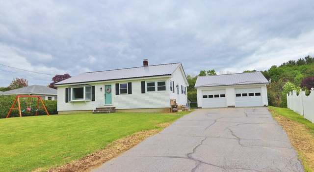 Photo of 8 Sunset Dr, Veazie, ME 04401