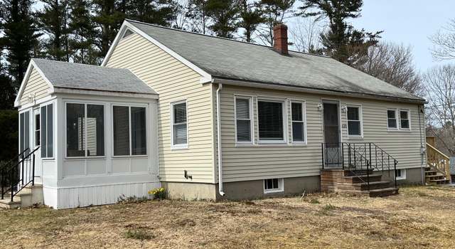 Photo of 135 Brave Boat Harbor Rd, Kittery, ME 03905
