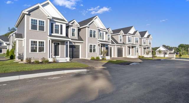 Photo of 25 Regency Cir #3, Kittery, ME 03904