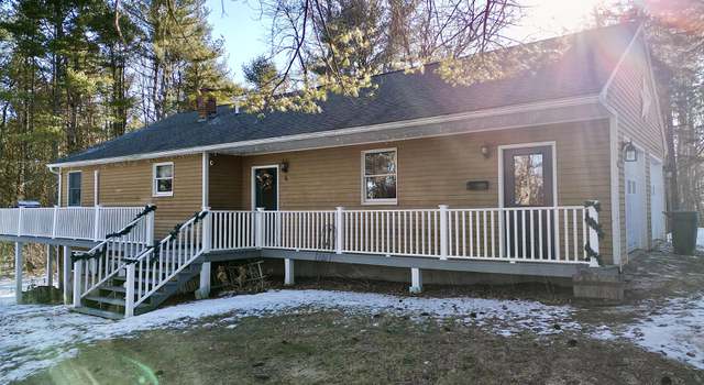 Photo of 6 Twining Rd, Winterport, ME 04496
