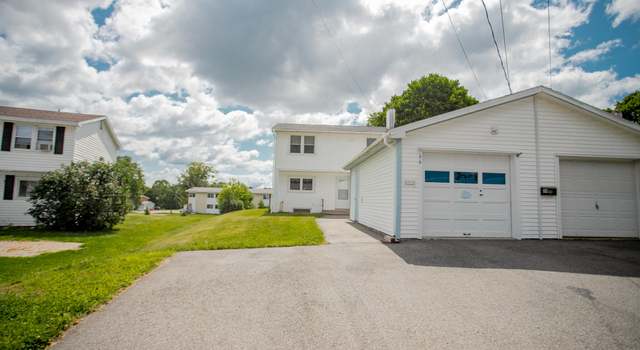 Photo of 66 Mt Desert Dr, Bangor, ME 04401