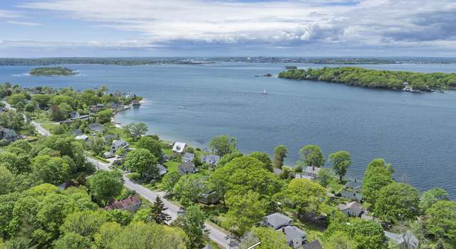 Photo of 397 Island Ave, Peaks Island, ME 04108