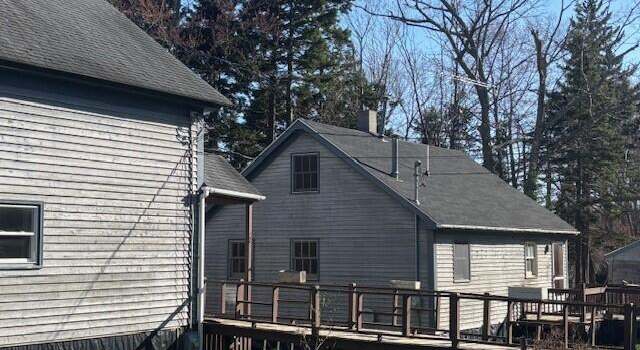Photo of 9 Ocean St, Long Island, ME 04050