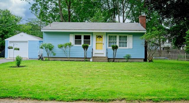 Photo of 42 Little Ave, Westbrook, ME 04092