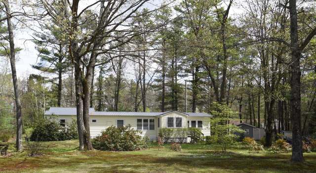 Photo of 8 Galaxy Dr, Lyman, ME 04002