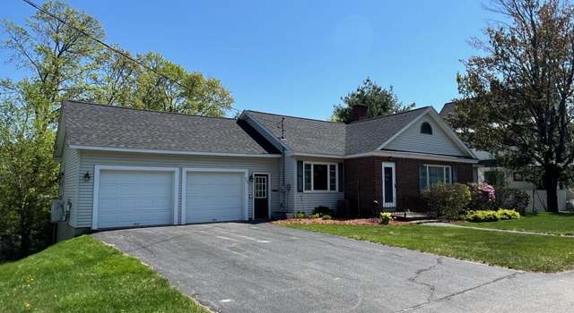 Photo of 701 Crescent Ave, Rumford, ME 04276
