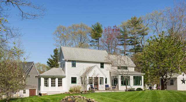 Photo of 39 Pine Mountain Rd, York, ME 03902