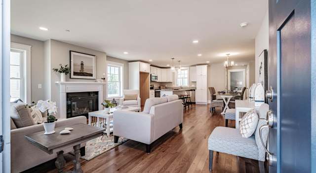 Photo of 117 Falcon Crest Dr #1, Gorham, ME 04038