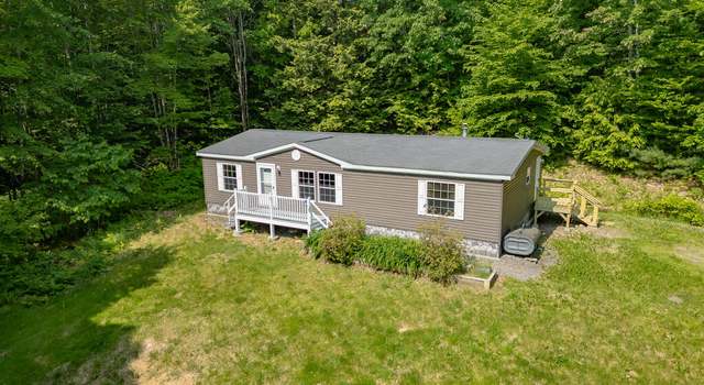 Photo of 72 Fayette Corner Rd, Fayette, ME 04349