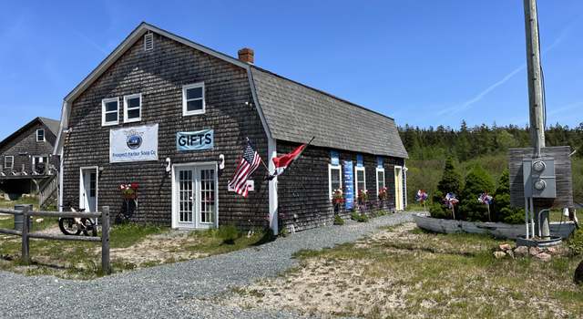 Photo of 4 Duck Pond Rd, Winter Harbor, ME 04693