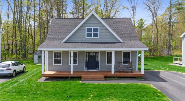 Photo of 28 Belvedere Dr, Windham, ME 04062