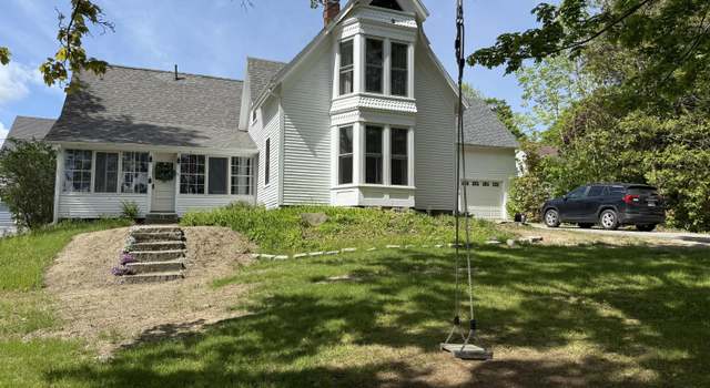 Photo of 52 Washington St, Camden, ME 04843