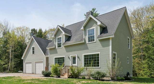 Photo of 4 Caswell Rd, Gray, ME 04039