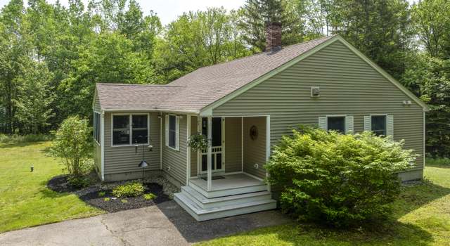 Photo of 27 Russell Ln, Damariscotta, ME 04543