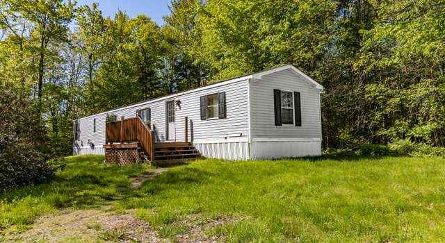 Photo of 10 Deer Run Ln, Litchfield, ME 04350