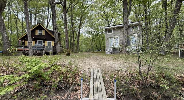 Photo of 26 - 28 Acorn Rd, Naples, ME 04055