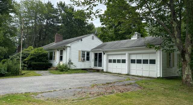 Photo of 6 Lunt Rd, Falmouth, ME 04105