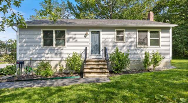 Photo of 110 Murray St, Portland, ME 04103