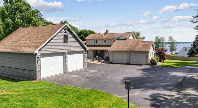 Photo of 24 Loch Ln, Winthrop, ME 04364