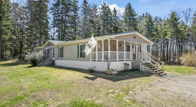 Photo of 77 Birchmere Ln, Harpswell, ME 04079