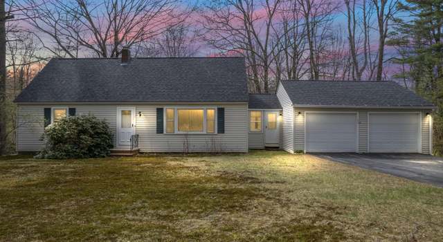Photo of 25 Holmes Rd, Winthrop, ME 04364