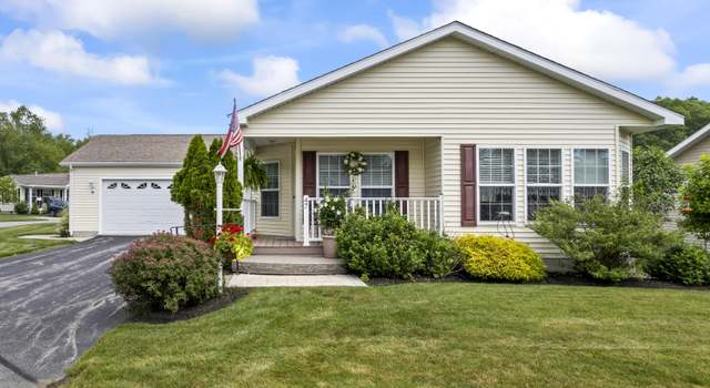 Photo of 47 Caslyn Dr, Eliot, ME 03903