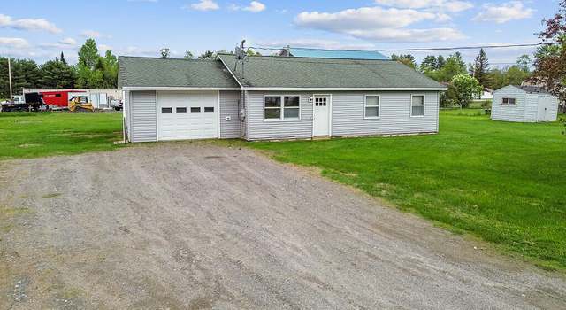 Photo of 9 Oosoola St, Norridgewock, ME 04957