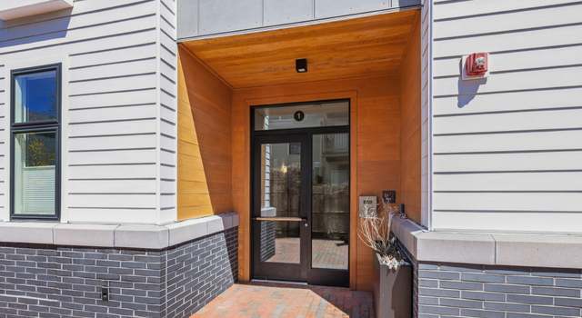 Photo of 1 Joy Pl Unit 3A, Portland, ME 04102