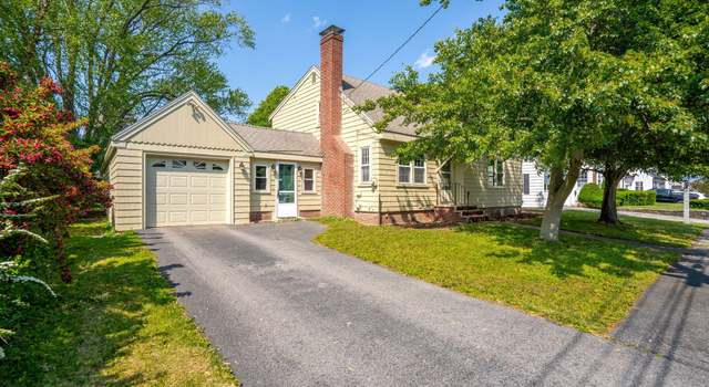 Photo of 52 Chenery St, Portland, ME 04103