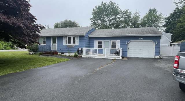 Photo of 299 County Rd, Westbrook, ME 04092