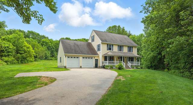 Photo of 8 Rileys Run, Berwick, ME 03901