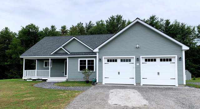 Photo of 11 Halcyon Dr, Topsham, ME 04086