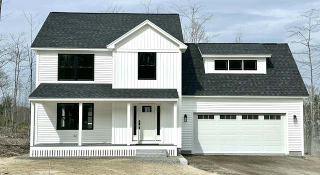 Photo of 40 Woodbrey Ln, Standish, ME 04084