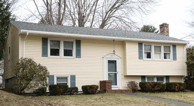 Photo of 35 Candlewyck Ter, Portland, ME 04102