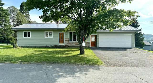 Photo of 6 Skyway Ave, Frenchville, ME 04745