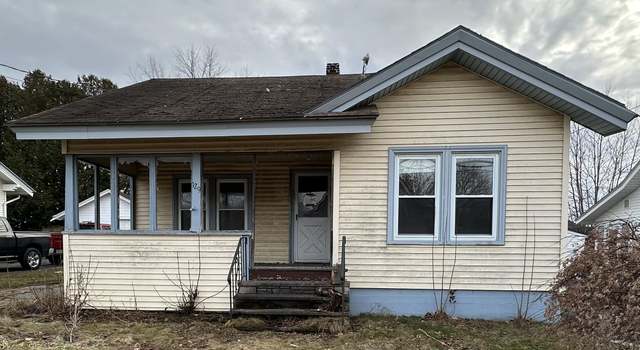 Photo of 129 Clinton Ave, Winslow, ME 04901