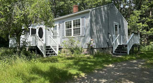 Photo of 107 Booker St, Thomaston, ME 04861