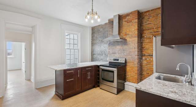 Photo of 17 Pine St #2, Portland, ME 04102