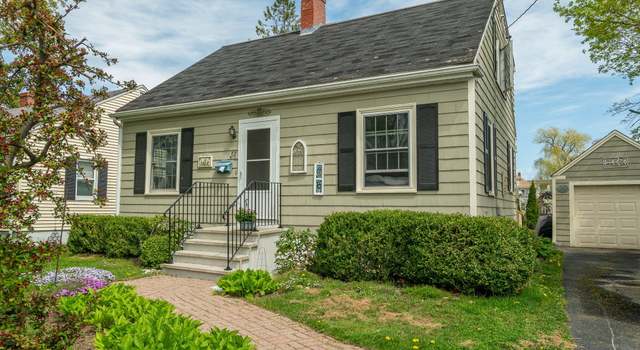 Photo of 39 Edwards St, Portland, ME 04102