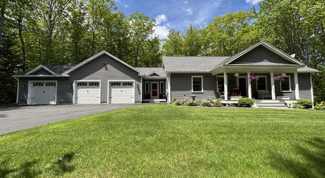 Photo of 95 Tarbox Ln, Buxton, ME 04093