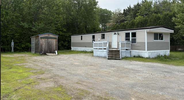 Photo of 45 Church St #29, East Millinocket, ME 04430