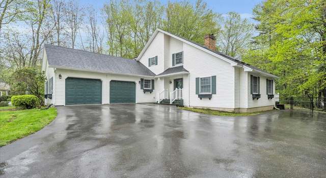 Photo of 17 Fenton Way, Bangor, ME 04401