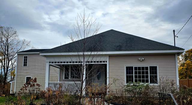 Photo of 3 Seavey Ln, Rockland, ME 04841