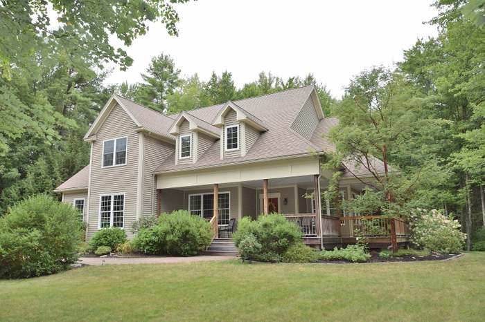 31 Timberland Dr, Westbrook, ME 04092 | MLS# 1467303 | Redfin