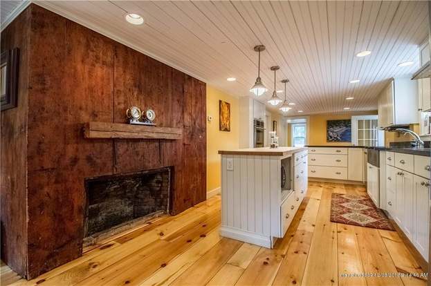 35 N North Gorham Rd Me 04038 4 Beds 3 5 Baths 35 N North Gorham Rd Me 04038 4 Beds 3 5 Baths