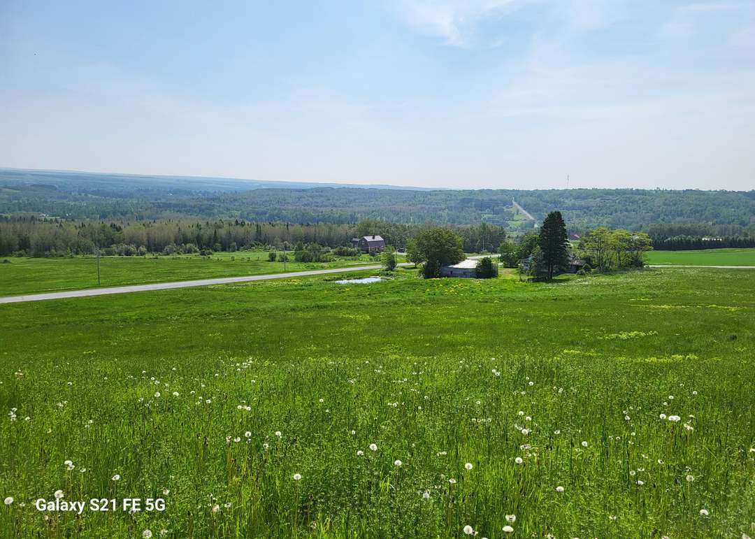 147 Lake Rd, Van Buren, ME 04785
