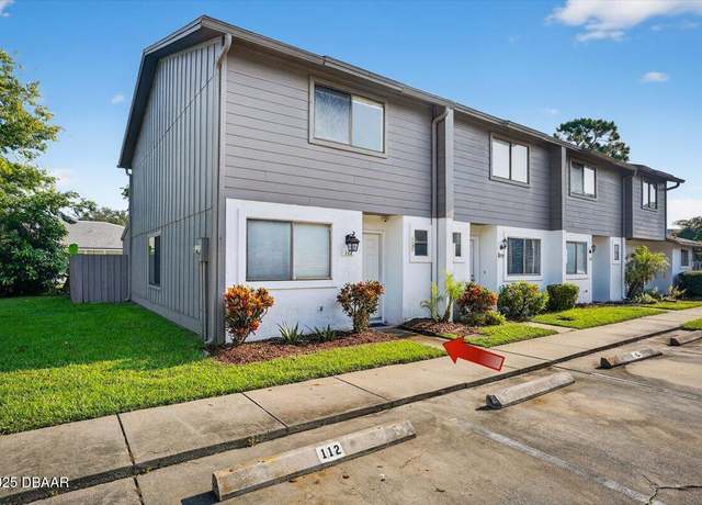 Property at 112 W Sandalwood Ct, Daytona Beach, FL 32119, 2 beds, 2.5 baths
