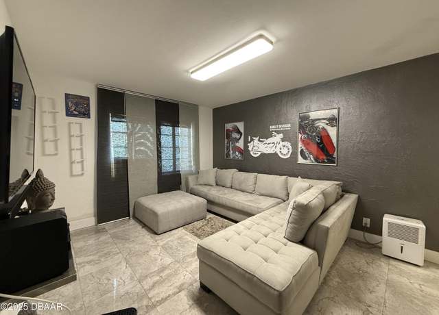 Property at 500 S Beach St Unit G-3, Daytona Beach, FL 32114, 2 beds, 1 bath